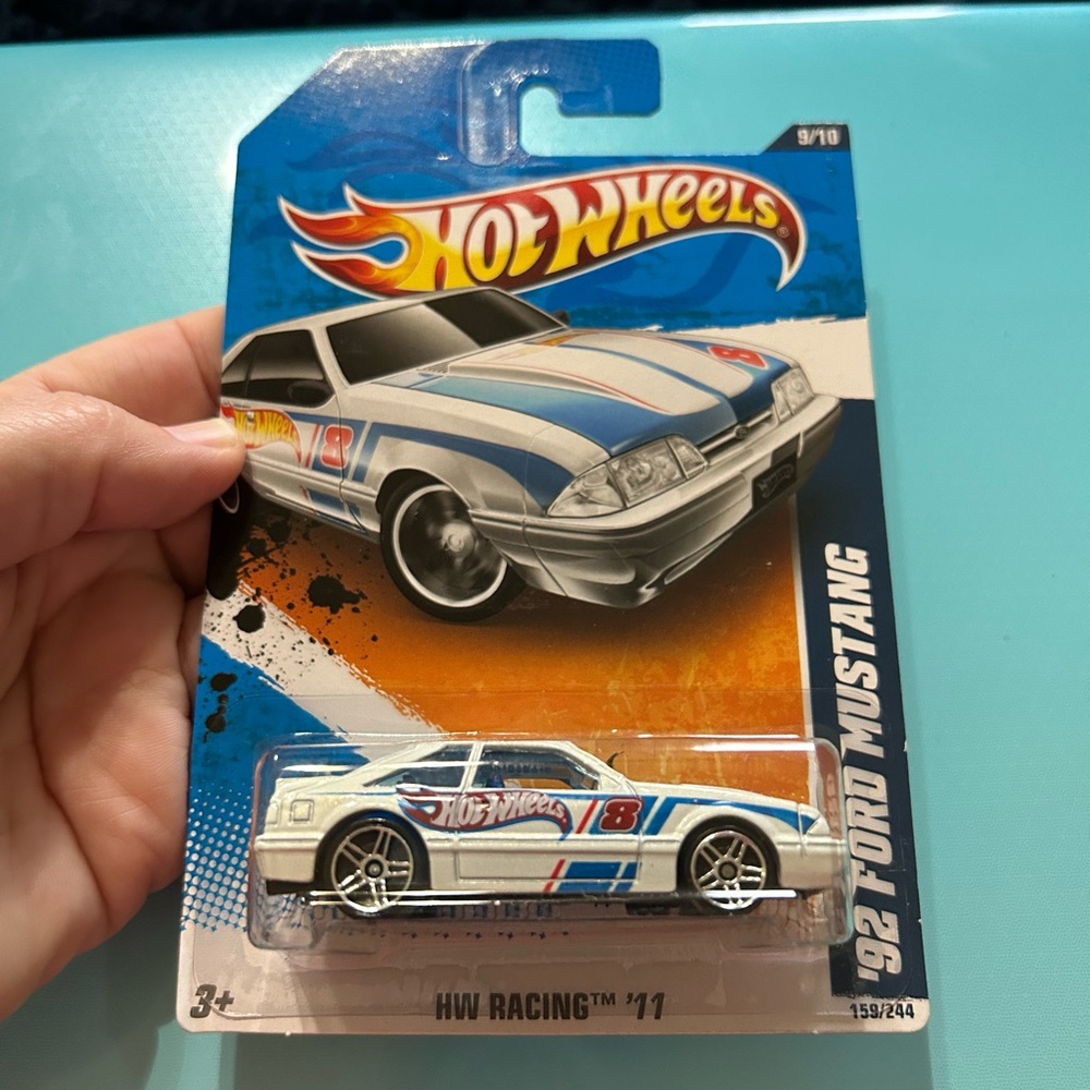 Hotwheels‎ 92 Ford Mustang 2011